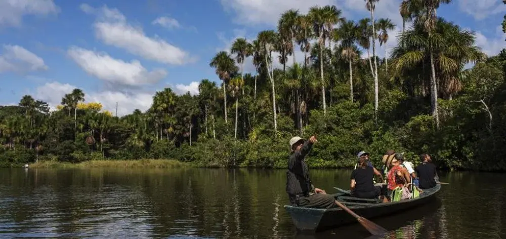 10 Maravillosos Lugares Turísticos de la Selva Peruana 5 Lago Sandoval 2