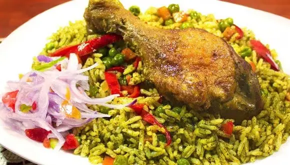 Arroz con pollo peruano