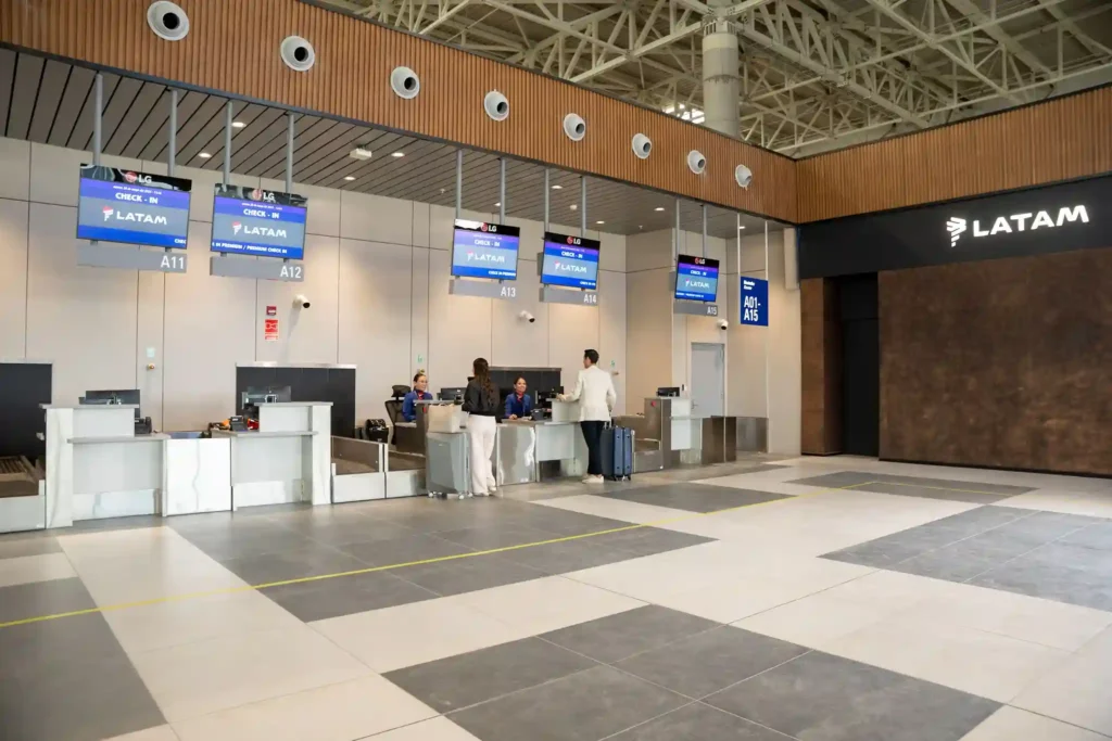 Panorama en Hispanoamerica De menos a mas de acuerdo al tamano del hub