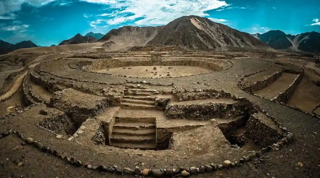 10 mejores lugares turísticos de la costa peruana 11 Ciudad Sagrada de Caral