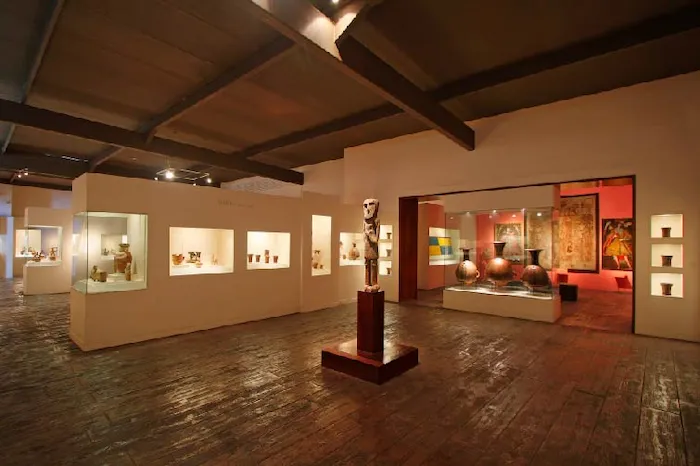 Dentro de uno de los museos en Perú: Museo Larco