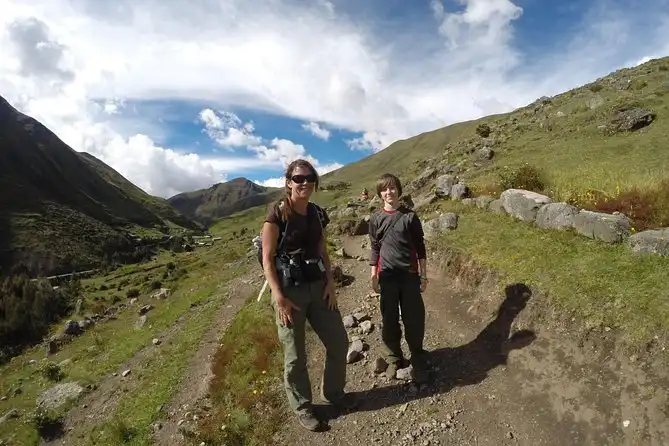 Caminata inicial y campamento