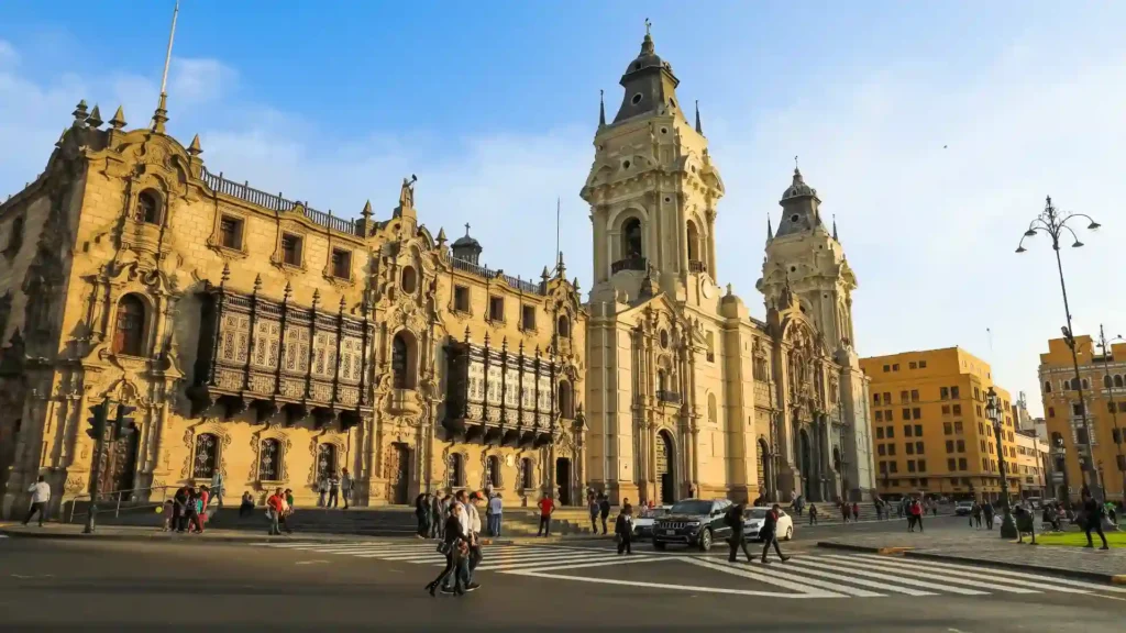 Lima para gastronomia cultura y experiencias urbanas