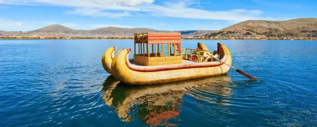 Puno para experiencias culturales junto al lago