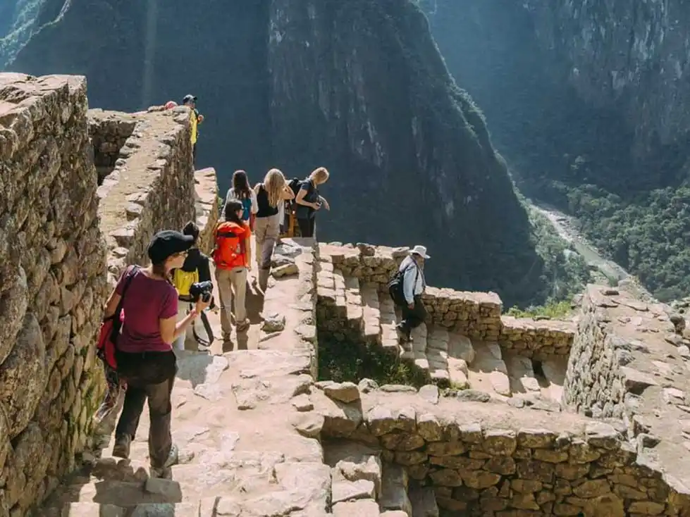 Machu Picchu Express Cusco, Ollantaytambo y Aguas Calientes