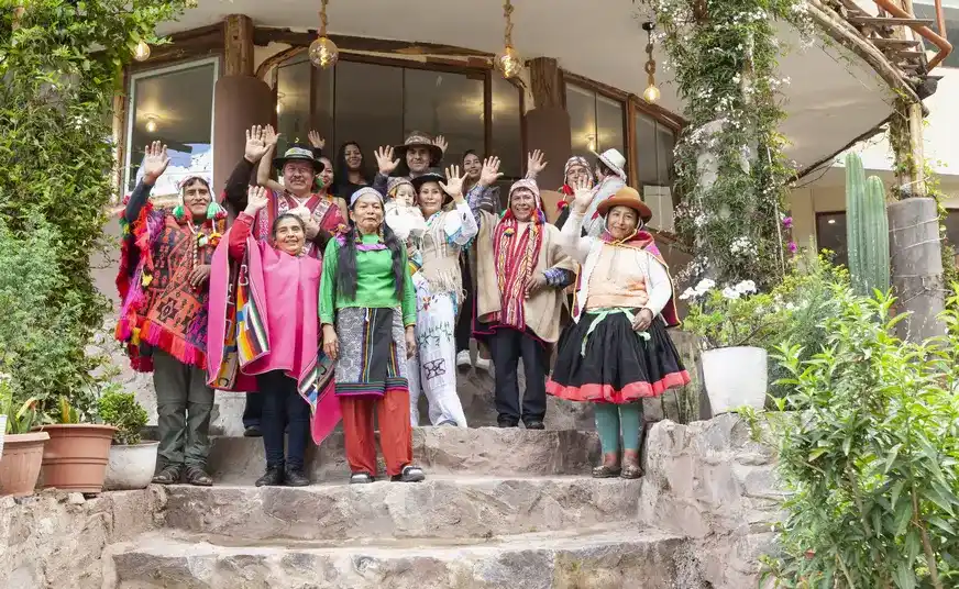 Recojo en Cusco y traslado al Templo de Retiros